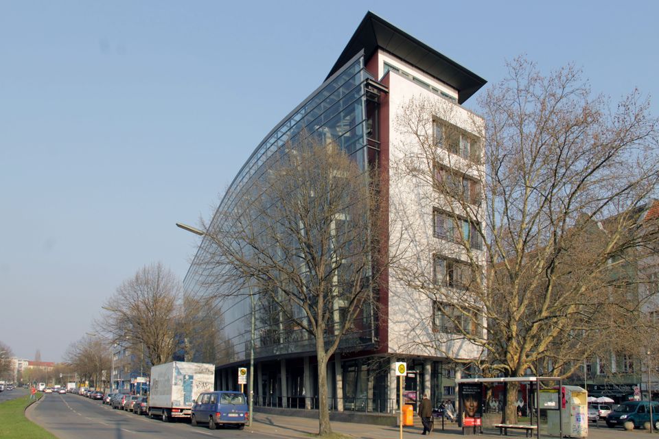 Studentenwohnheim Augustenburger Platz, Bild 1