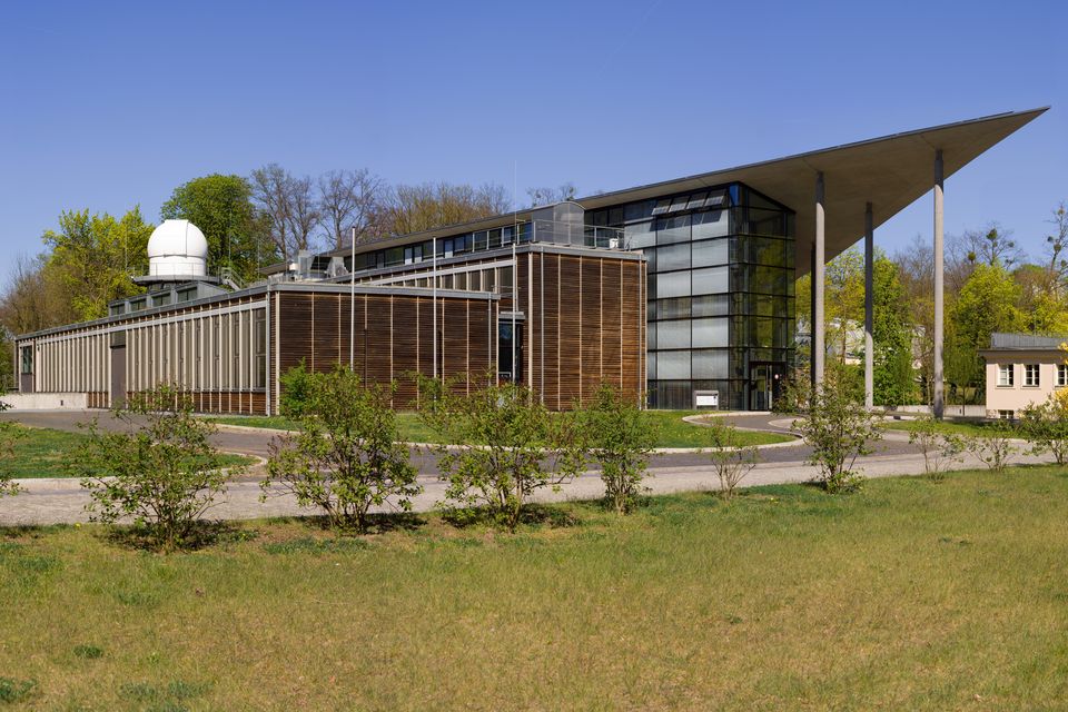 Astrophysikalisches Institut Potsdam, Bild 1
