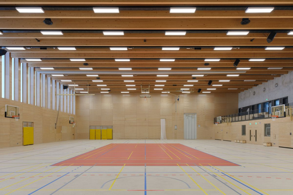 Sporthalle am Luftschiffhafen, Bild 4